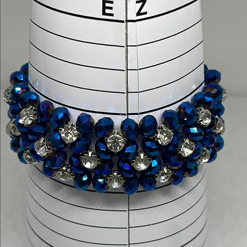 Vtg gorgeous Blue bead clear stretch prong set rhinestone Bracelet beautiful